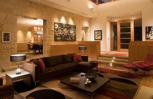 Zariaďte si veľkú obývačku, aby vyzerala útulne